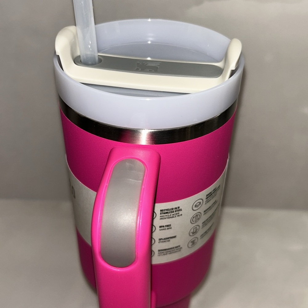 Hot pink Stanley tumbler - Picture 4 of 7